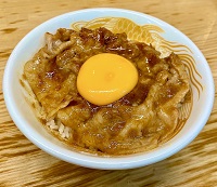 ミニ豚飯